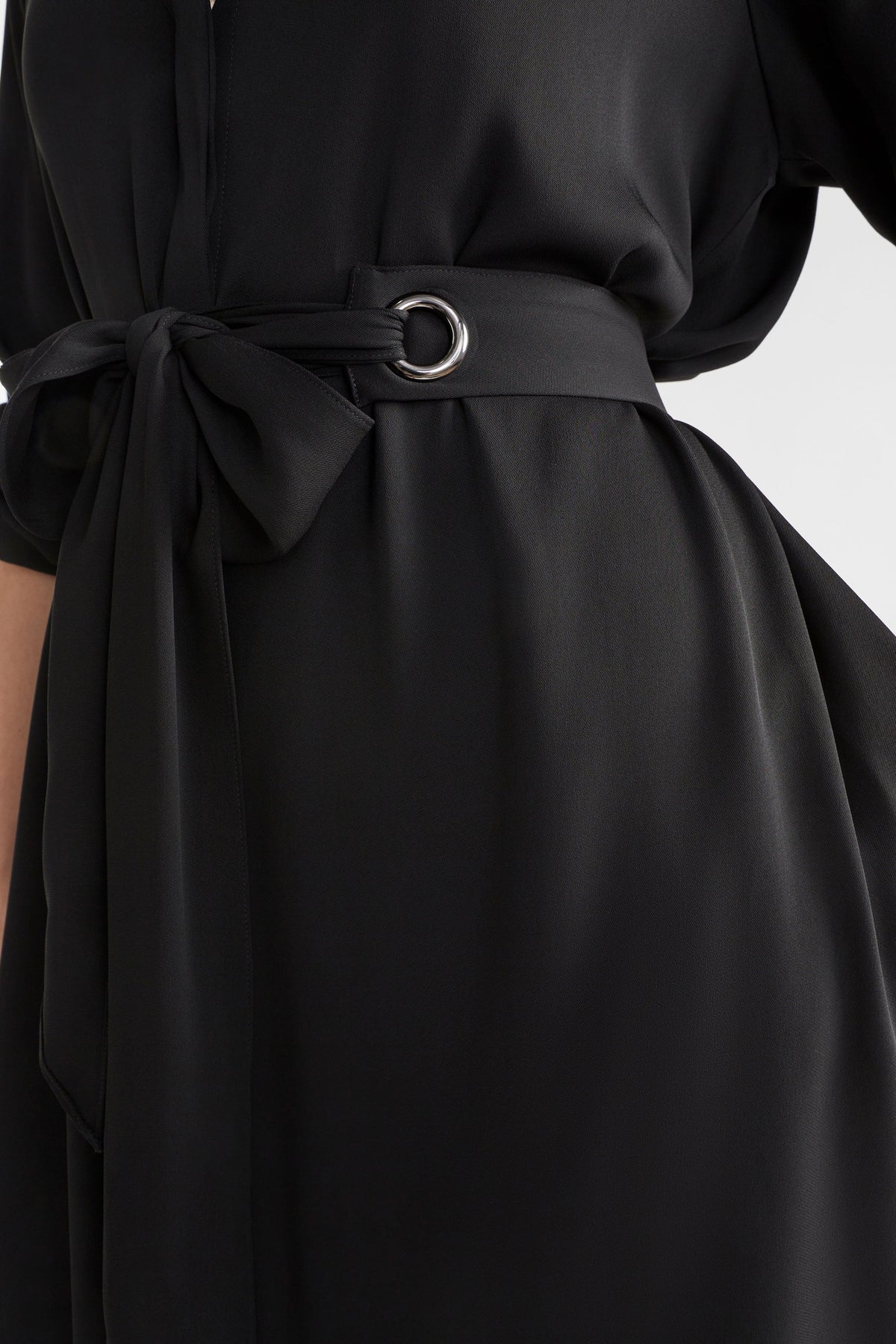 Sjova Waist Tie Shirt Dress Model Front Detail | BLACK