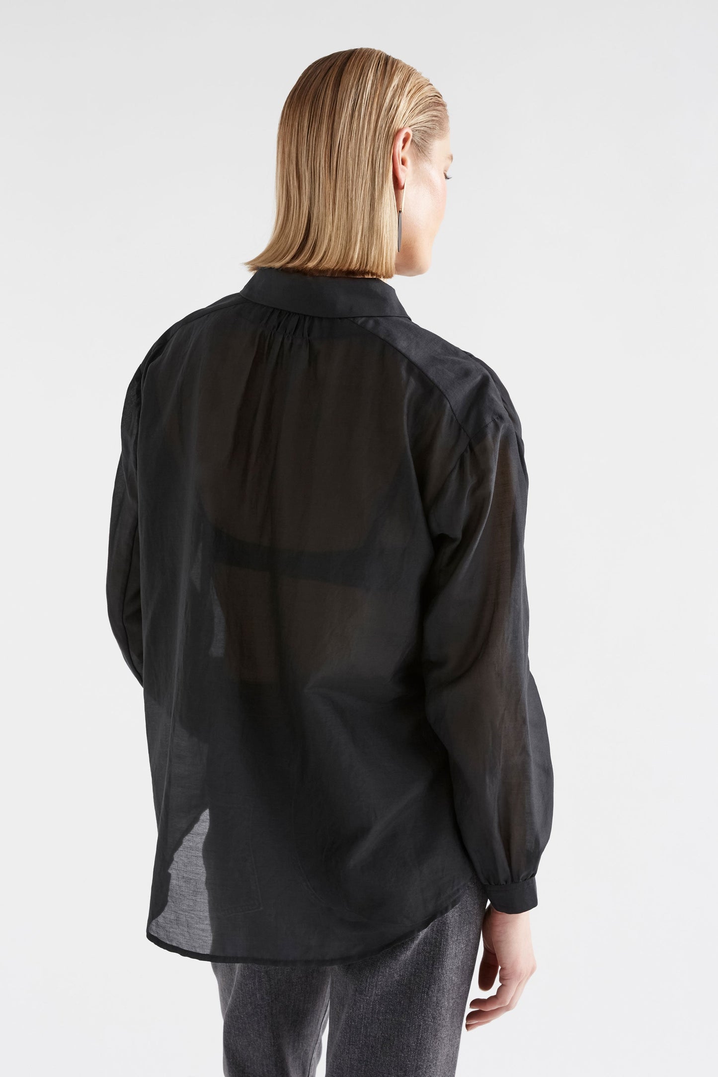 Mia Organic Cotton-Silk Lightweight Shirt Model Back | BLACK