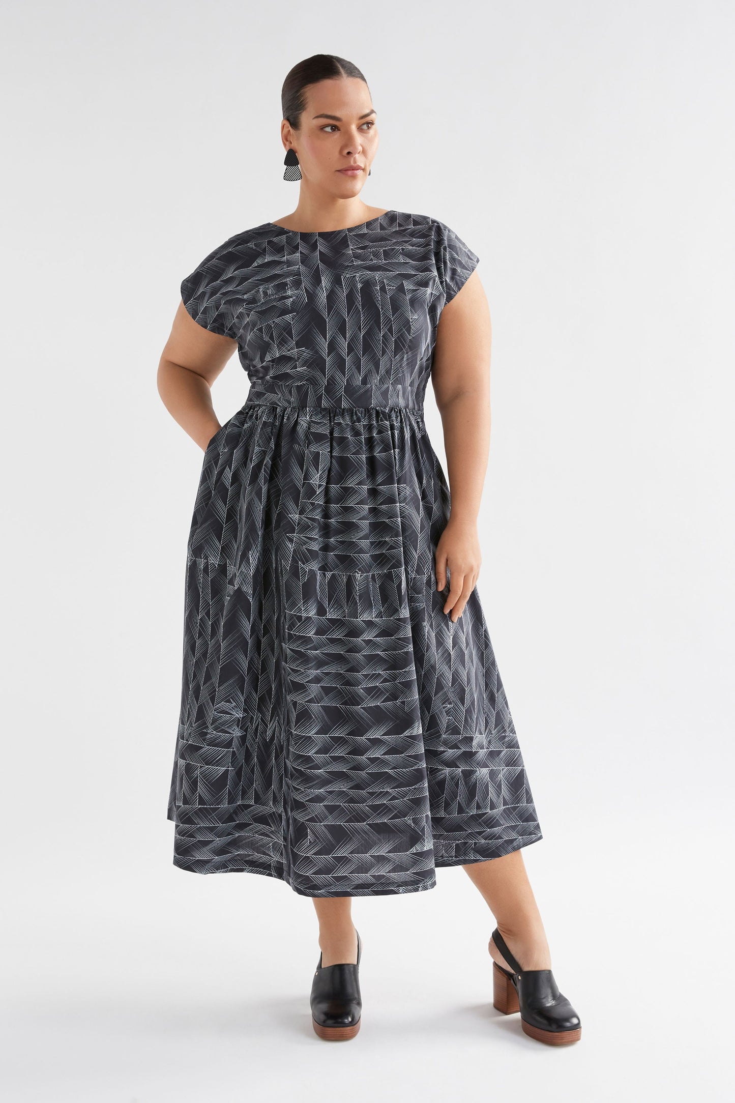 Indi Cap Sleeve Waisted Midi Dress Model Front | BLACK LINE PRINT