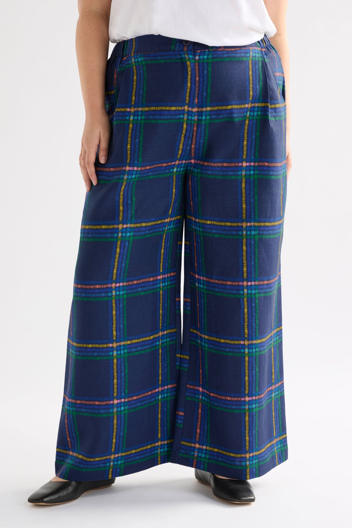 Paimo Pant on Model Close Up Front Detail | ELBA CHECK