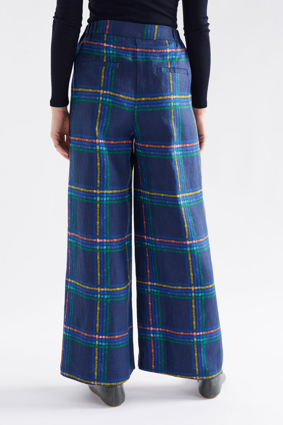 Paimo Pant on Model Back Shot | ELBA CHECK