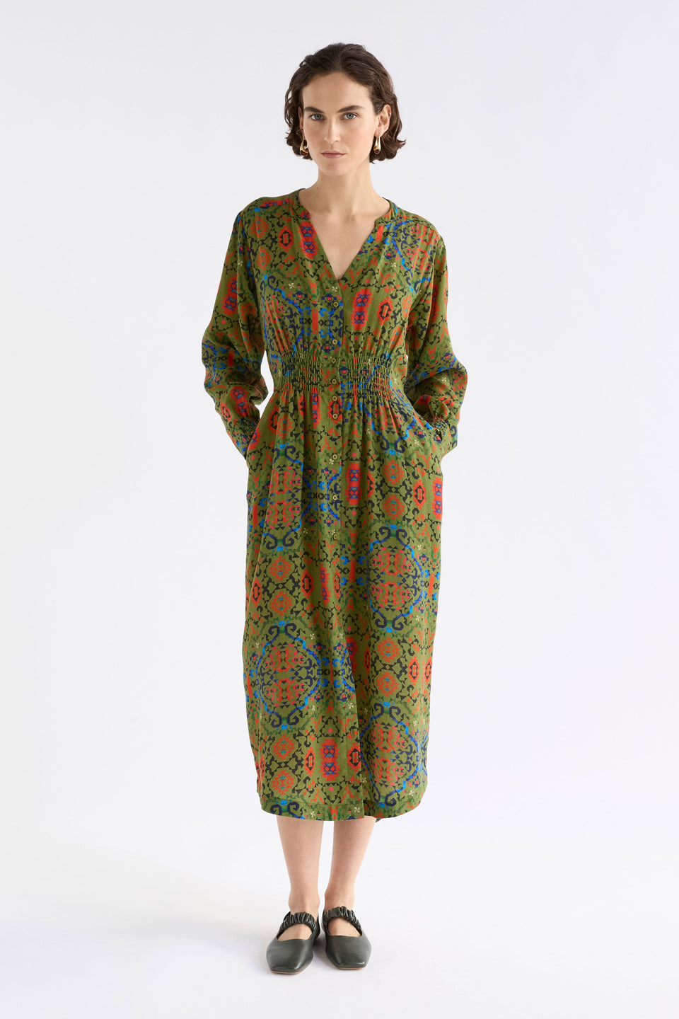 Norsk Long Sleeve Shirred Waist V-Neck Print Midi Dress Model Front | RENDA PRINT