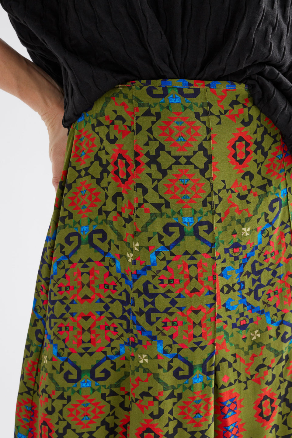 Kira Flat Front Waist Band Print Skirt with Split Model Front detail | RENDA PRINT