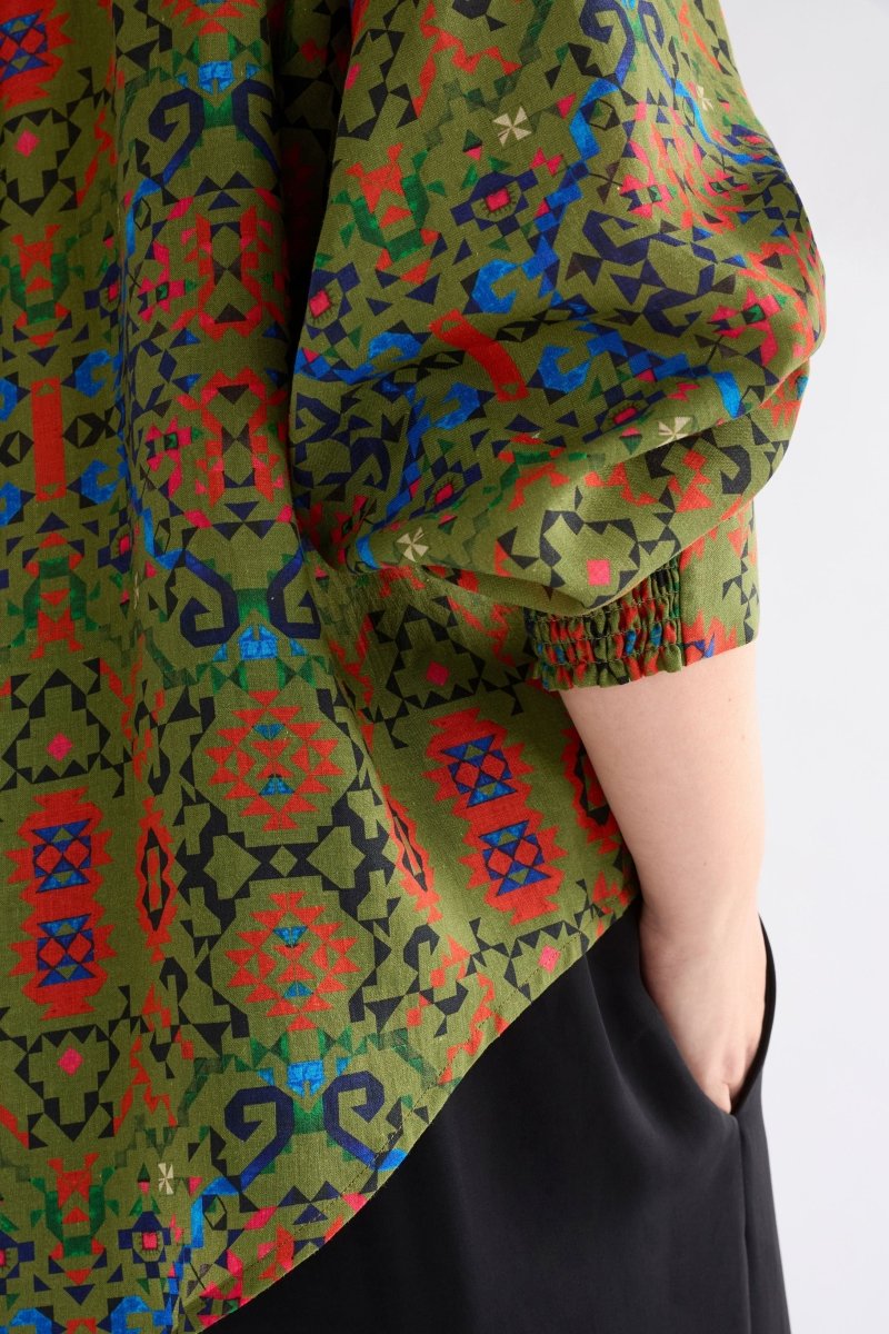 Norsk Long Sleeve Gathered Shoulder V-Neck Print Shirt Curve Model Cuff detail | RENDA PRINT