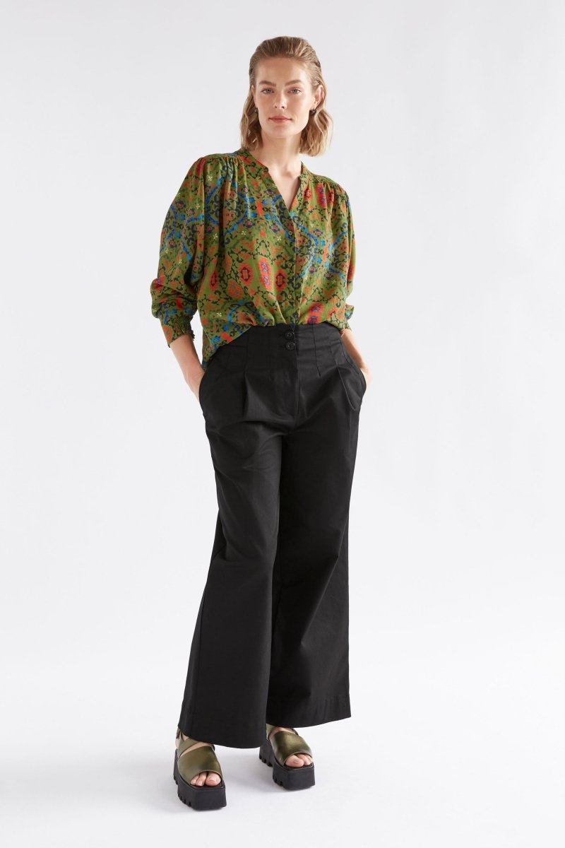Norsk Long Sleeve Gathered Shoulder V-Neck Print Shirt Model Front Full Body | RENDA PRINT
