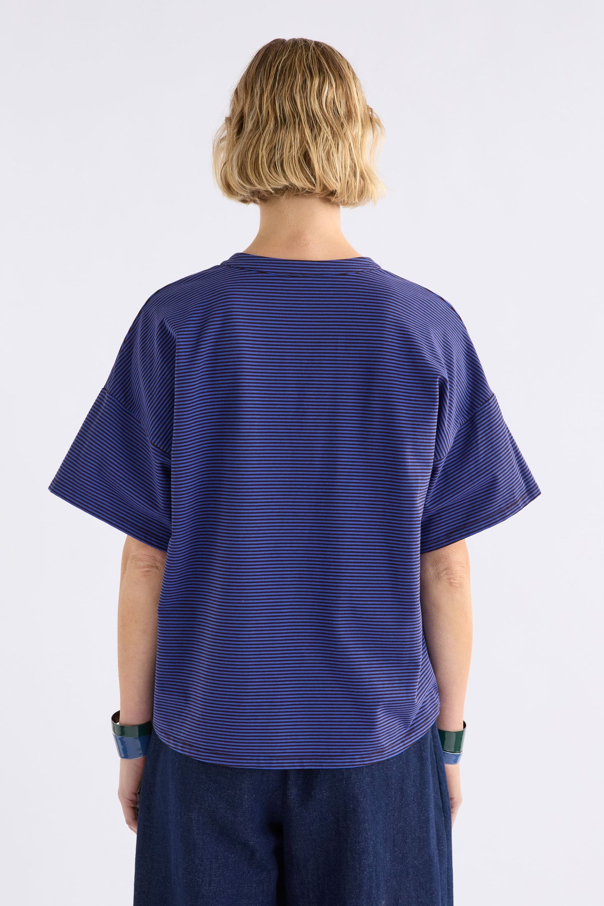 Evve V-Neck Cotton Jersey Stripe T-Shirt Model Back | CHOCOLATE COBALT