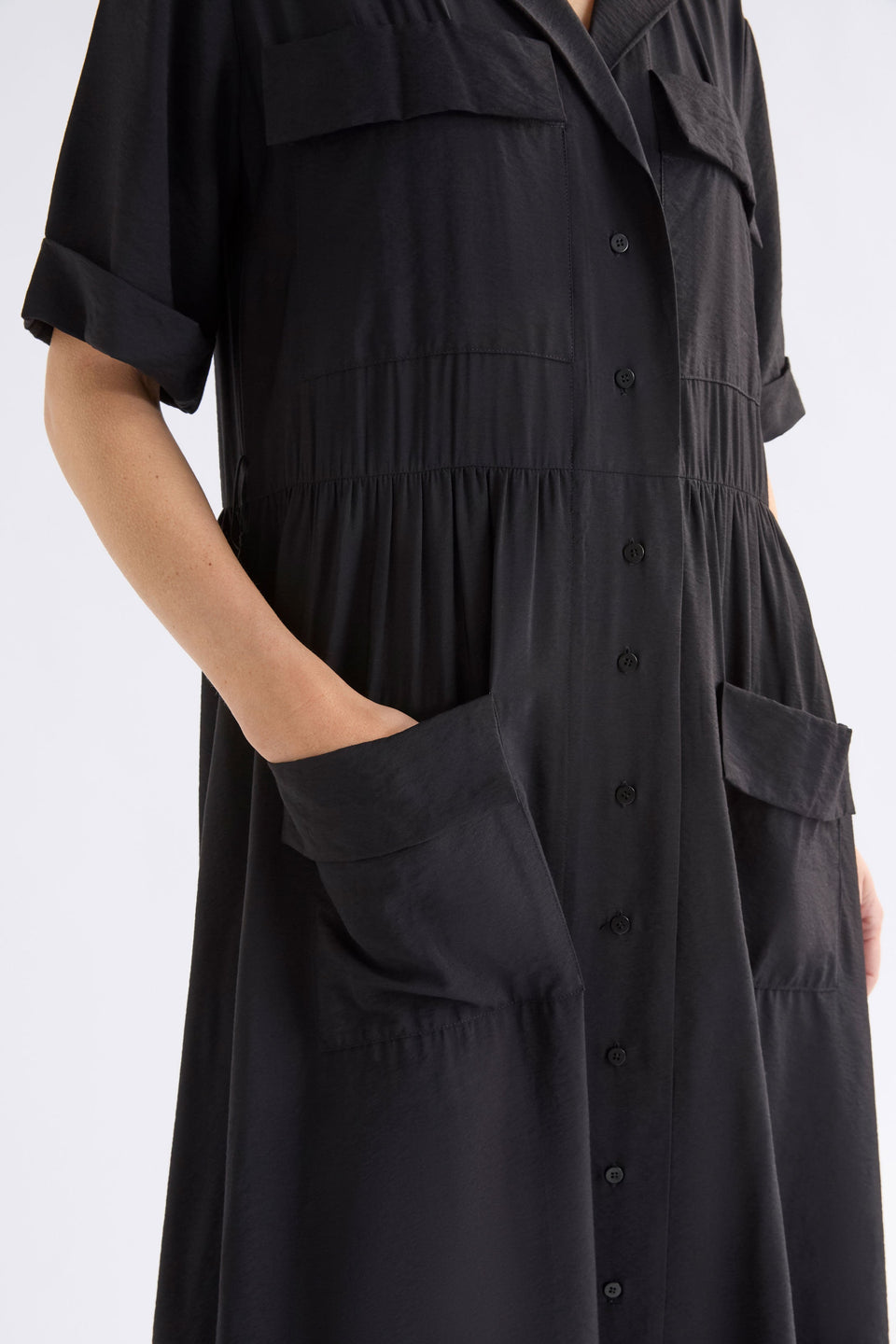 Eine Textured Viscose Patch Pocket Short Sleeve Midi Shirt Dress Model Front detail | BLACK