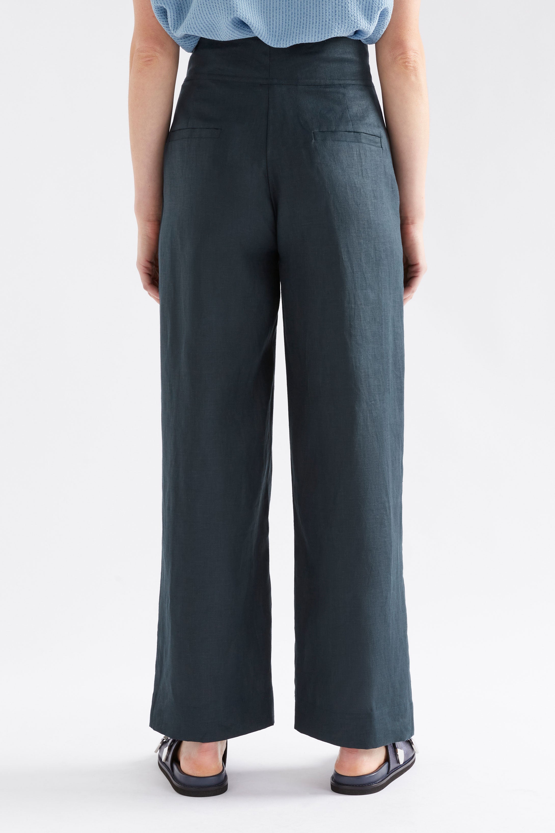 【LE / エルイー】everyday slacks LE / エルイー】 everyday slacks（スラックス）｜L'ECHOPPE（レ