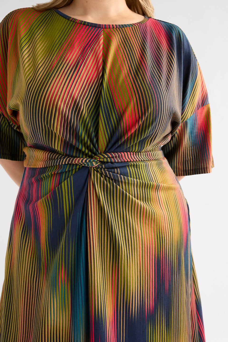 Kihte Organic Cotton Tie Front Midi T-shirt Dress on Curve Model Front Detail | ARRAN STRIPE PRINT