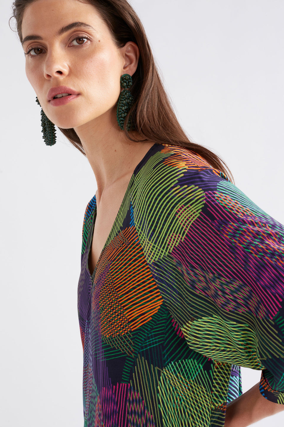 Foljer V-Neck Silky Print Below the Elbow Sleeve Dress Model Side Detail| OMBRA PRINT 