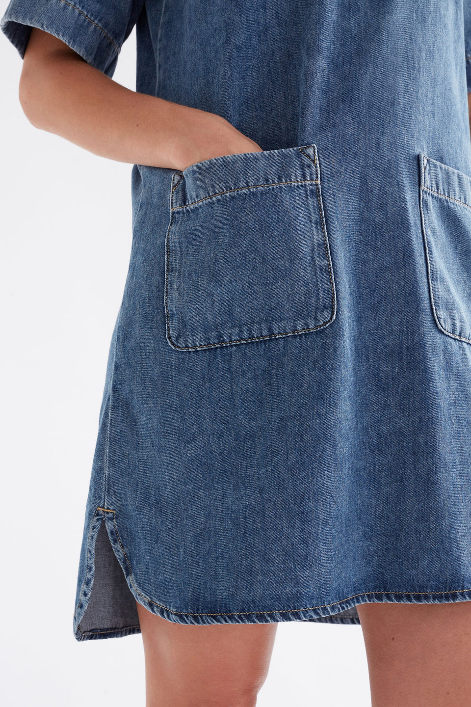 Rittra Chambray T-Shirt Shift Denim Dress Model Front Pocket Detail | CHAMBRAY BLUE