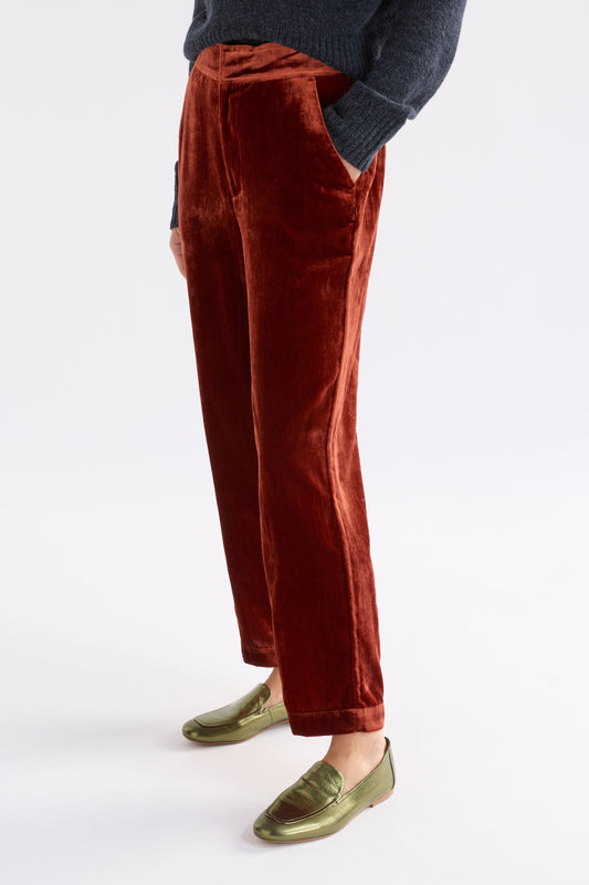 Suuri Velvet Tapered Pant |
SPICE