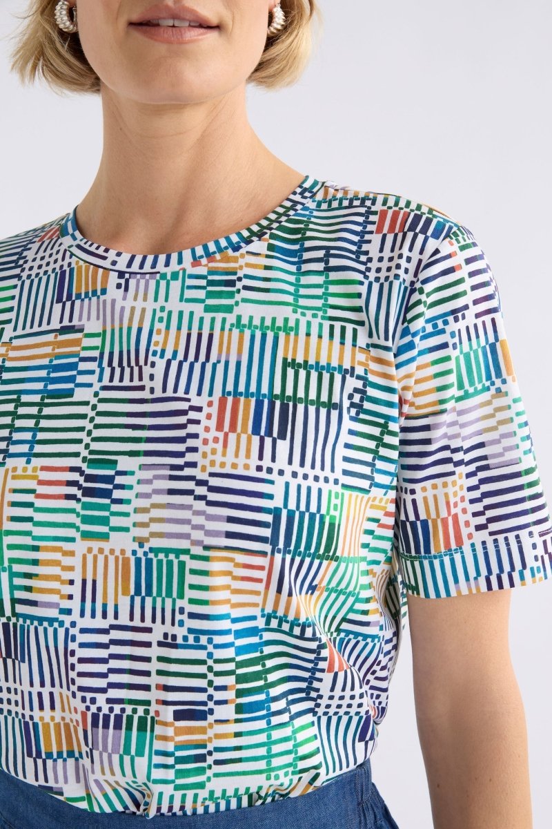 Hanen T-shirt Tops - ELK | CHESS PRINT