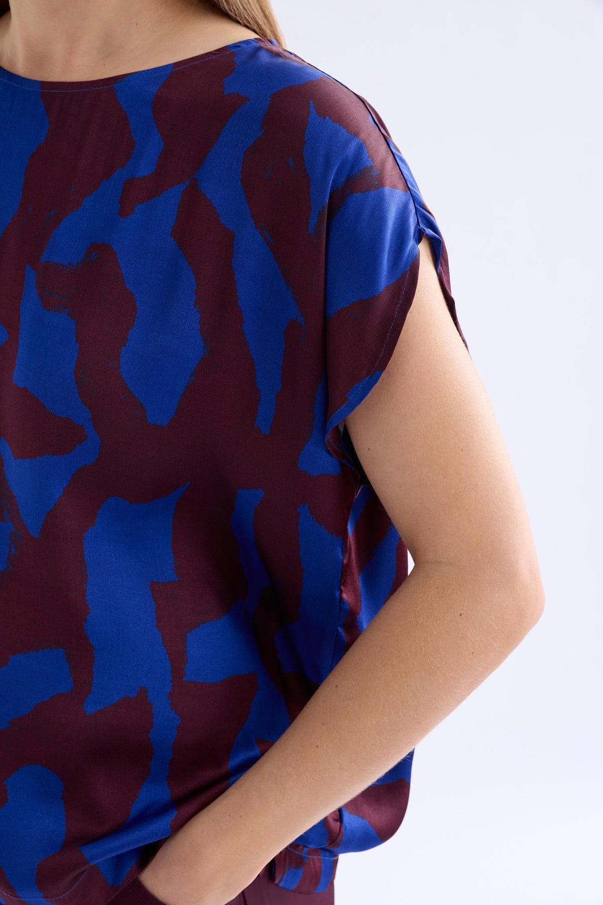 Besa Top Tops - ELK | VARR PRINT SHIRAZ