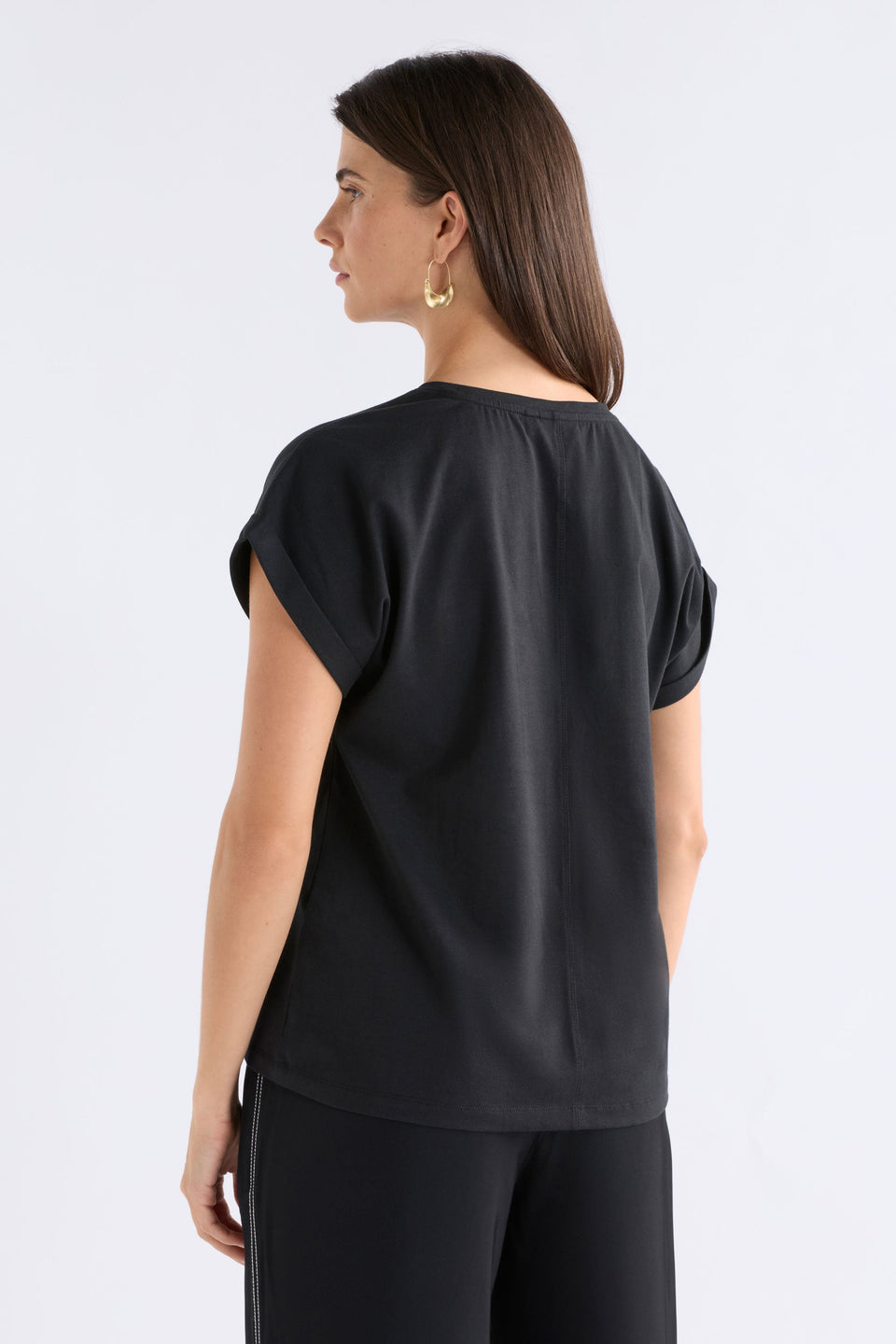 Cille T-Shirt Black Tops - ELK | BLACK