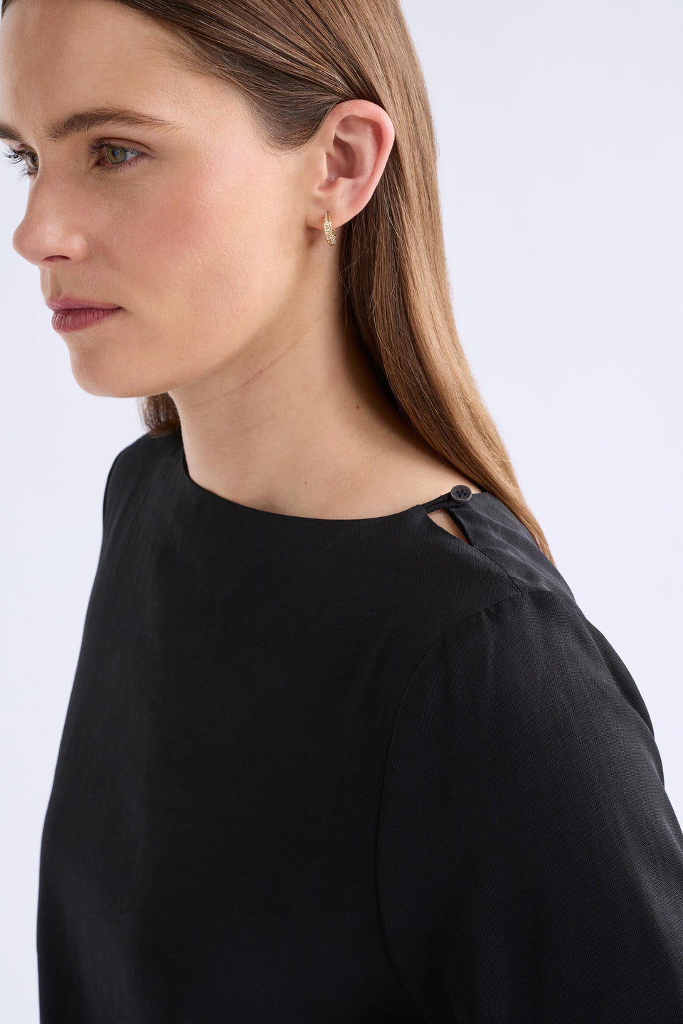 Kari Detail Top Black Tops - ELK | BLACK