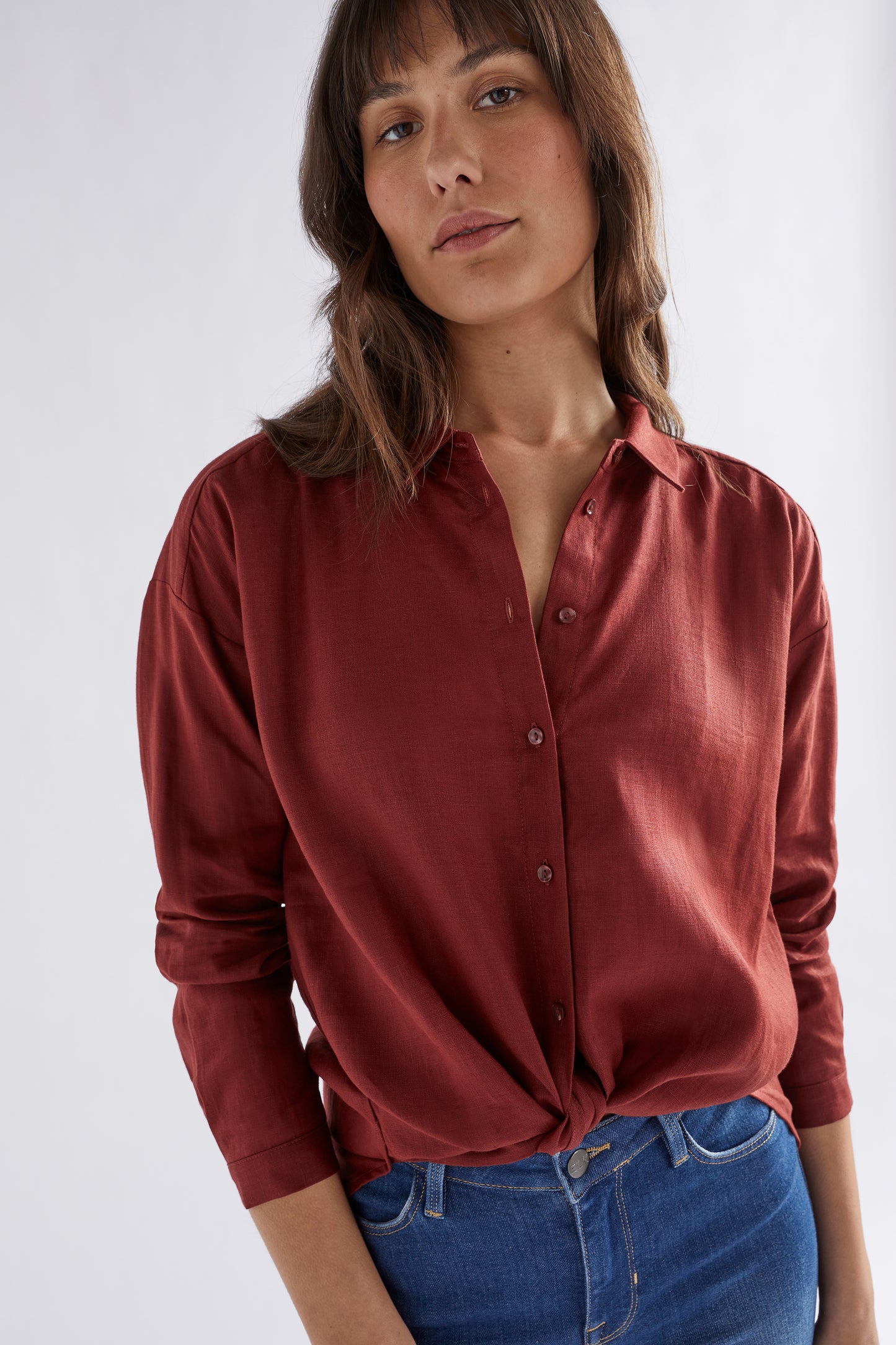 Yenna French Linen Shirt Model Front | PAPRIKA