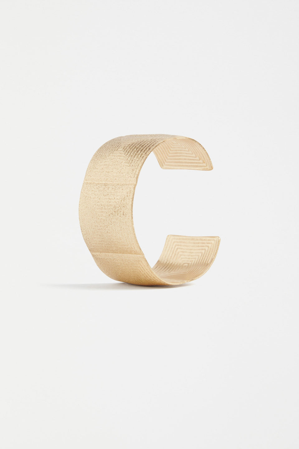 Metri Geometrical Metallic Cuff Bangle | GOLD