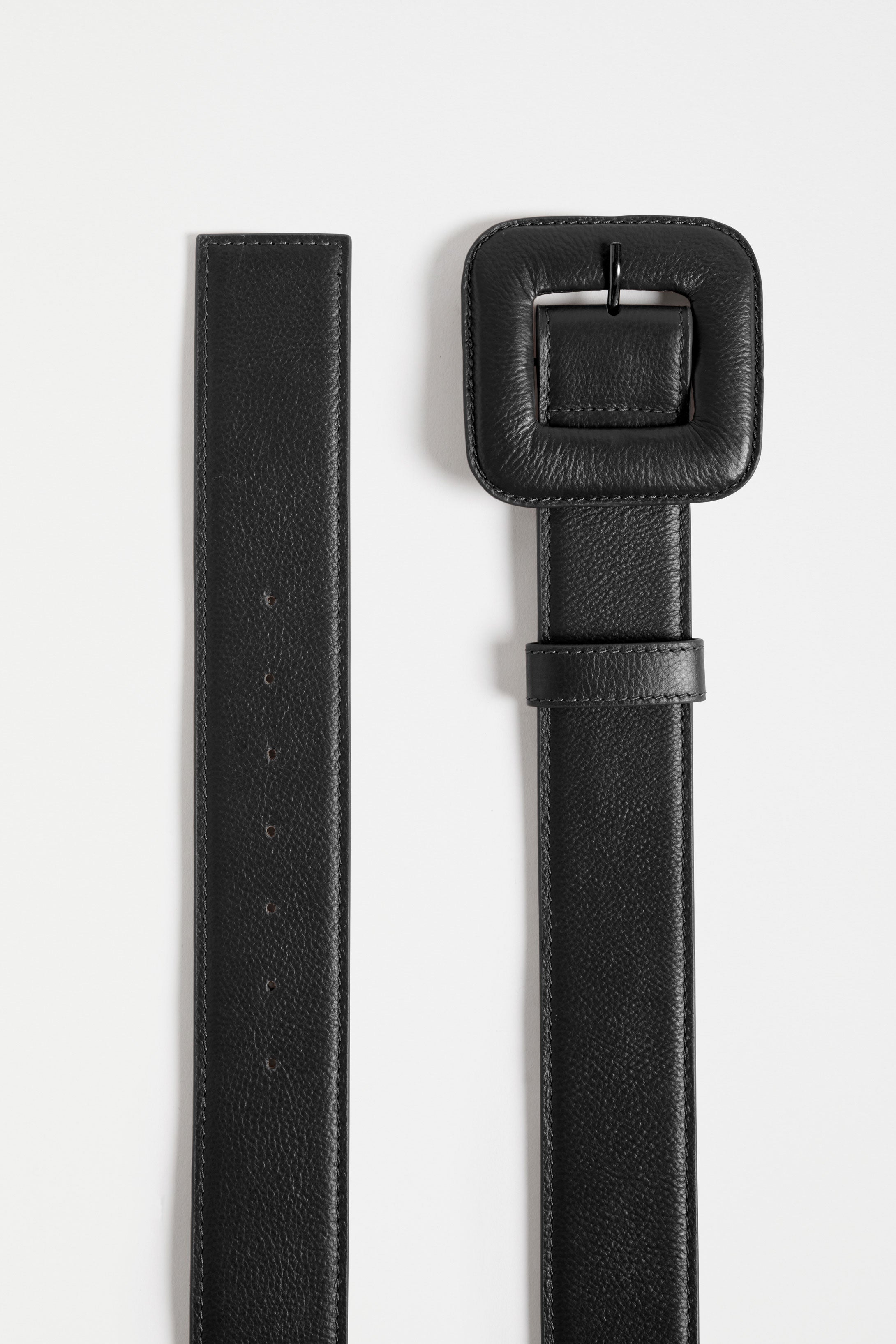 Trin Chunky Leather Belt with Large Square Leather Buckle | BLACK