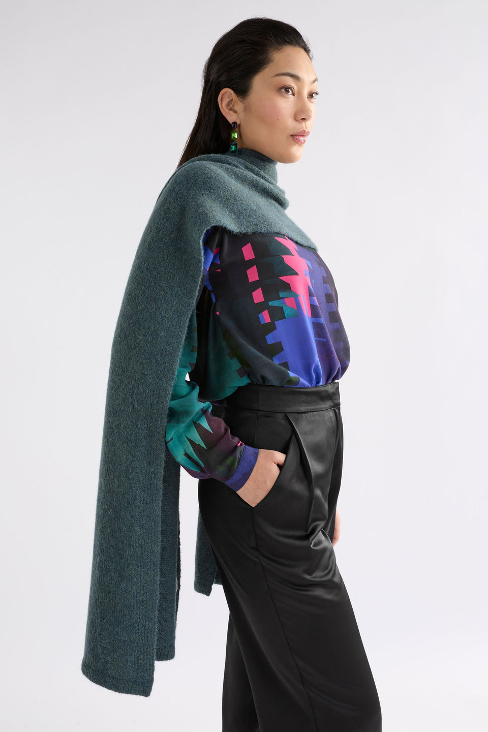 Agna Alpaca Merino Wool Scarf Model Side | SEA MOSS