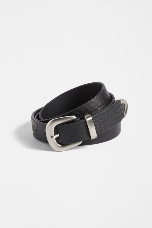 Lumme Western Inspired Leather Belt with Brushed Metal Hardware rolled | BLACK