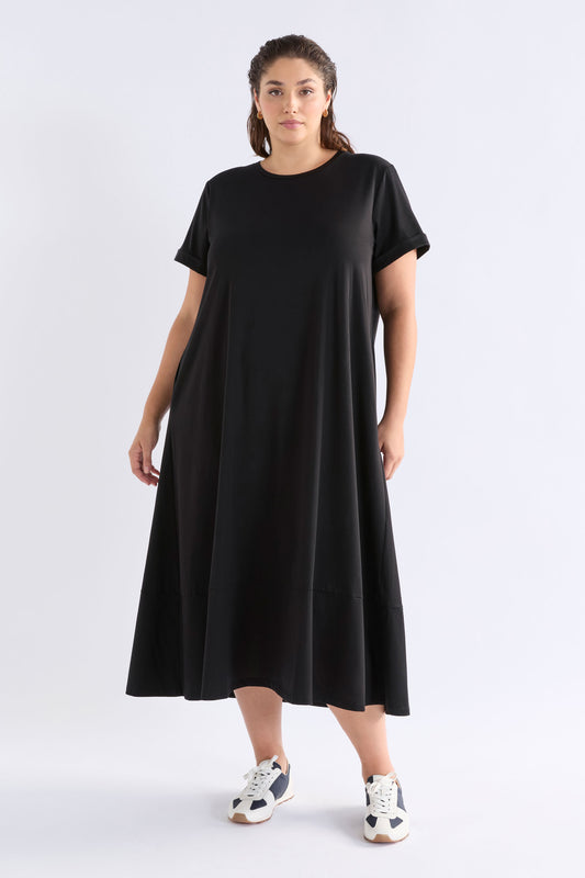 Haki Long Organic Cotton Jersey Tshirt Dress curve Model Front | BLACK