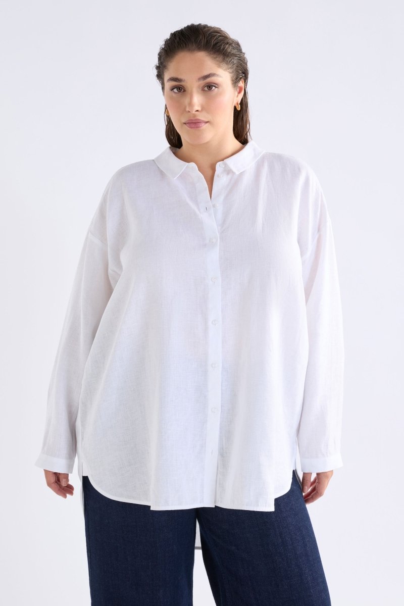 Yenna French Linen Shirt Model Front A new  | WHITE