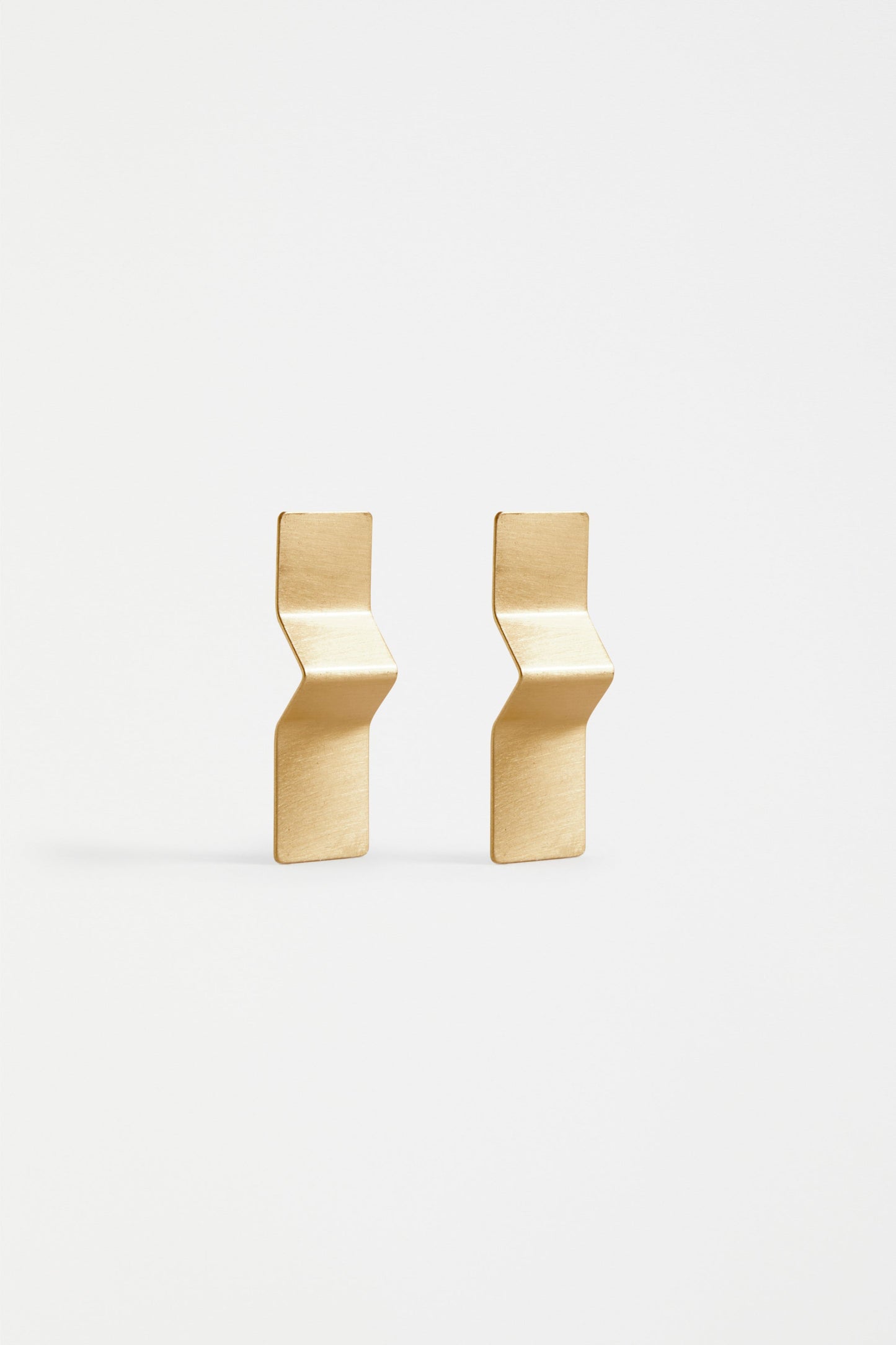 Saha Sculptural Metal Sheet Drop Earring | GOLD