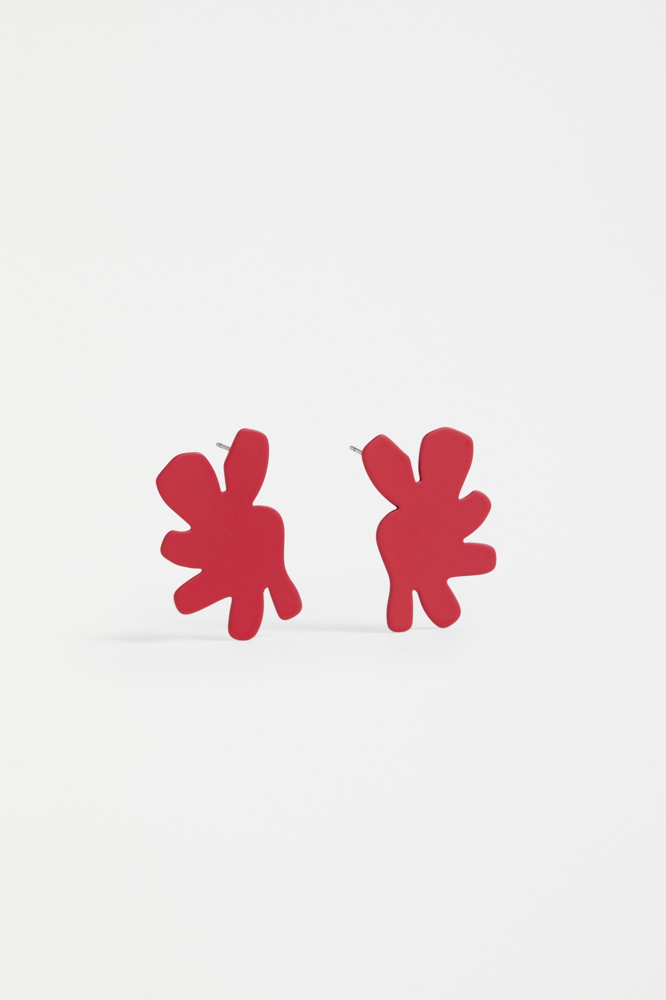 Tera Matte Coloured Organic Shaped Cut Out Flower Stud Earring | RASPBERRY