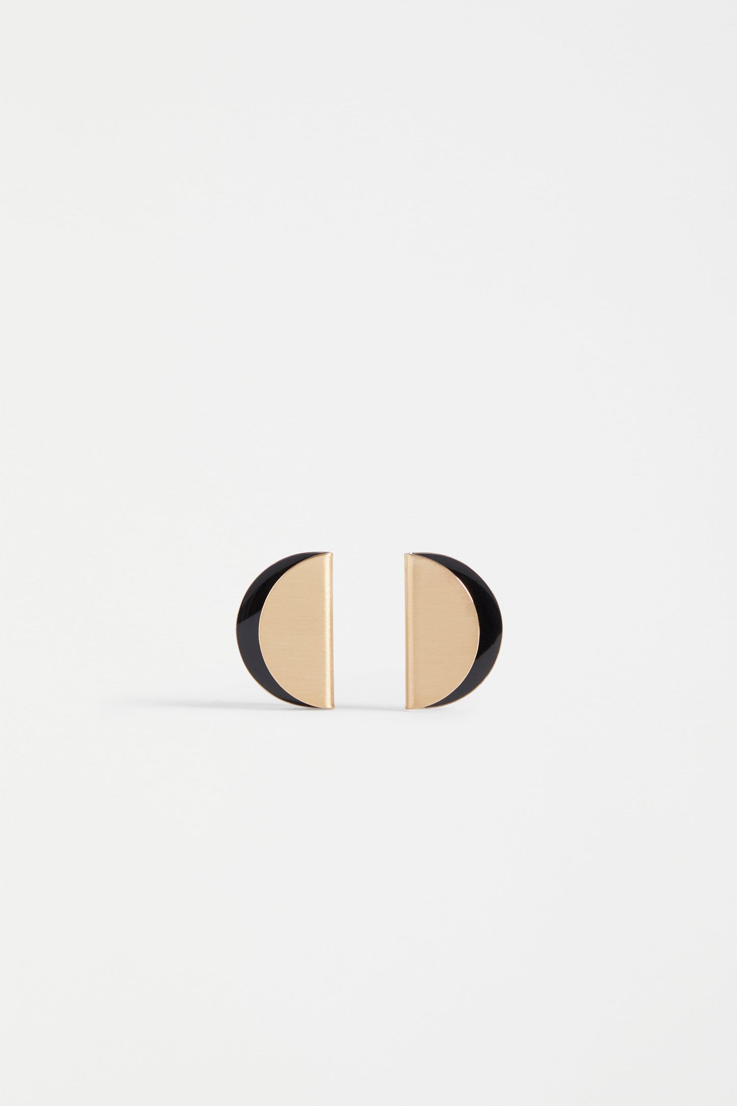 Vikta Folder Half Moon Metal and Coloured Disc Stud Earring | BLACK