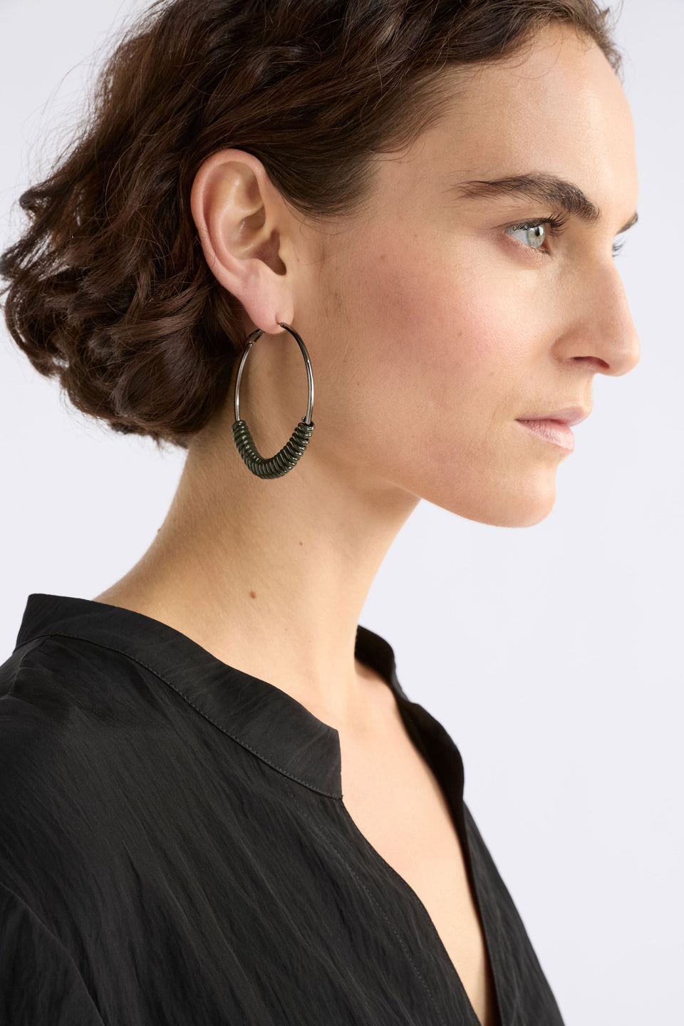 Vrid Large Round Metal Hoop With Coil Detail Gold Model | COBALT