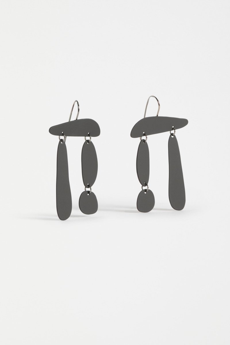Saaras Hook Earring Earrings - ELK | BLACK