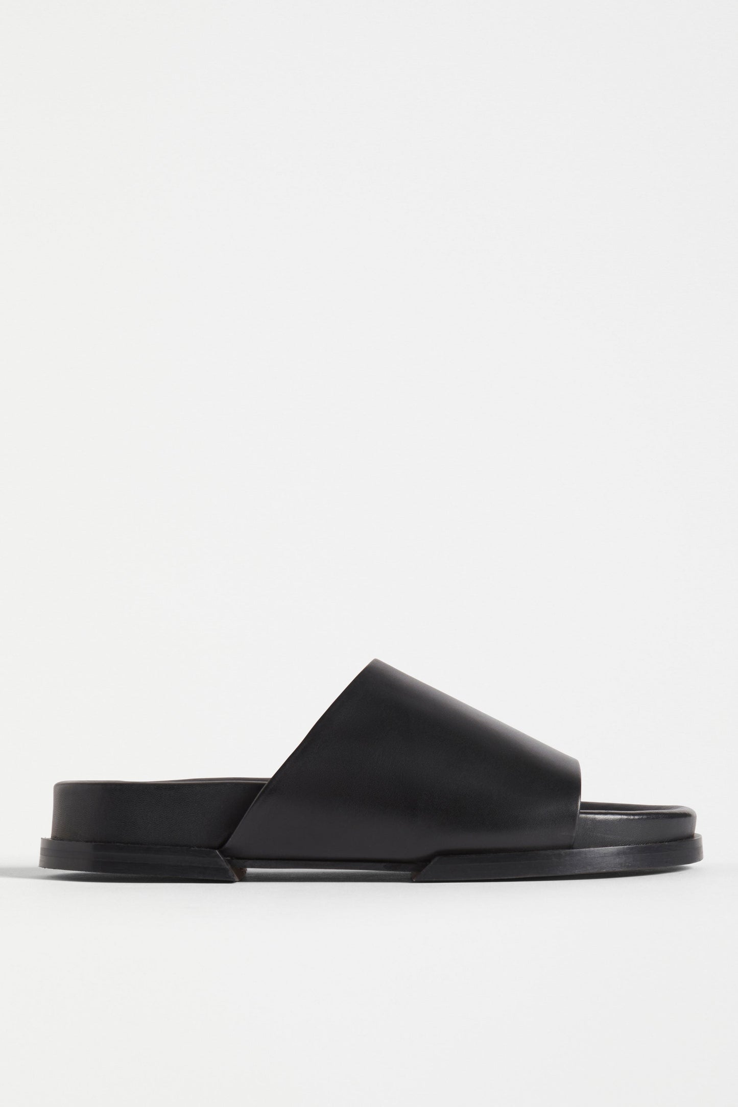 Etin Leather Slide Side | BLACK