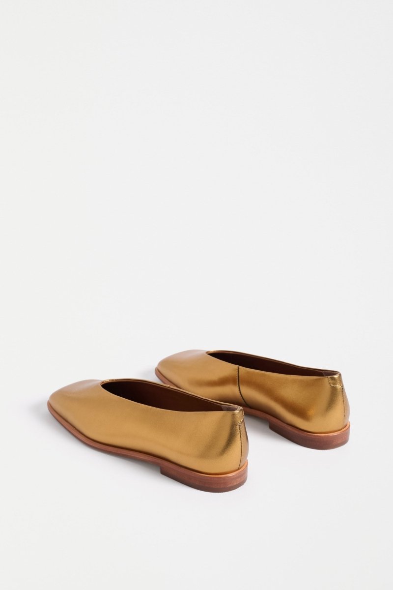 Feldde Square Toed Flat Shoe | GOLD
