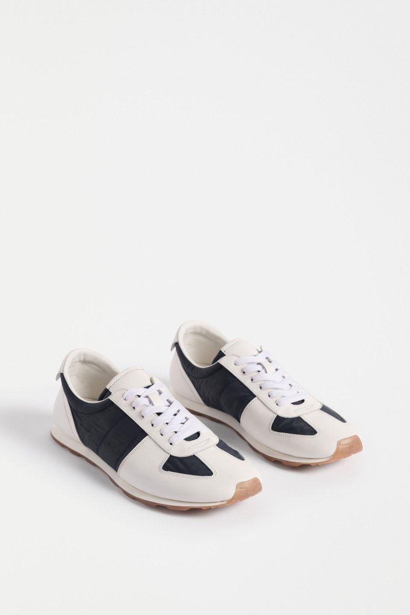 Olbben Trainer Sneakers - ELK | NAVY