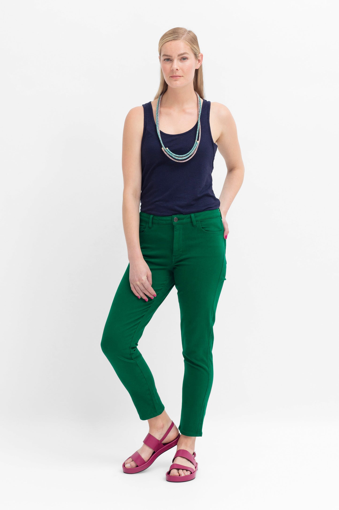 Ilka Organic Cotton Slim Fit Stretch Jean Model Front 1 | CEDAR GREEN