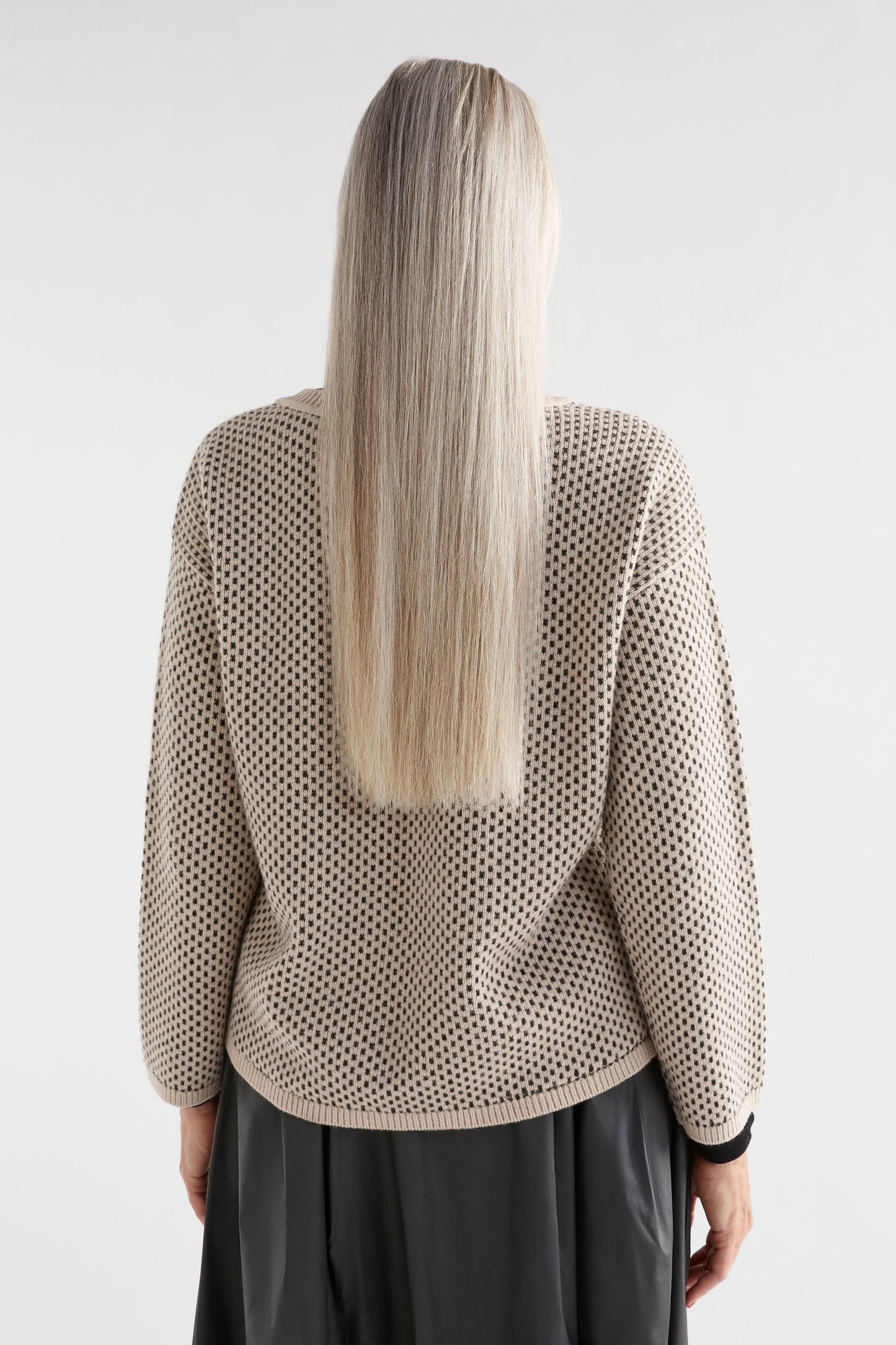 Bis Relaxed Dot Stitch Wool and Recyled Fibre Sweater Model Back | FAWN LODEN