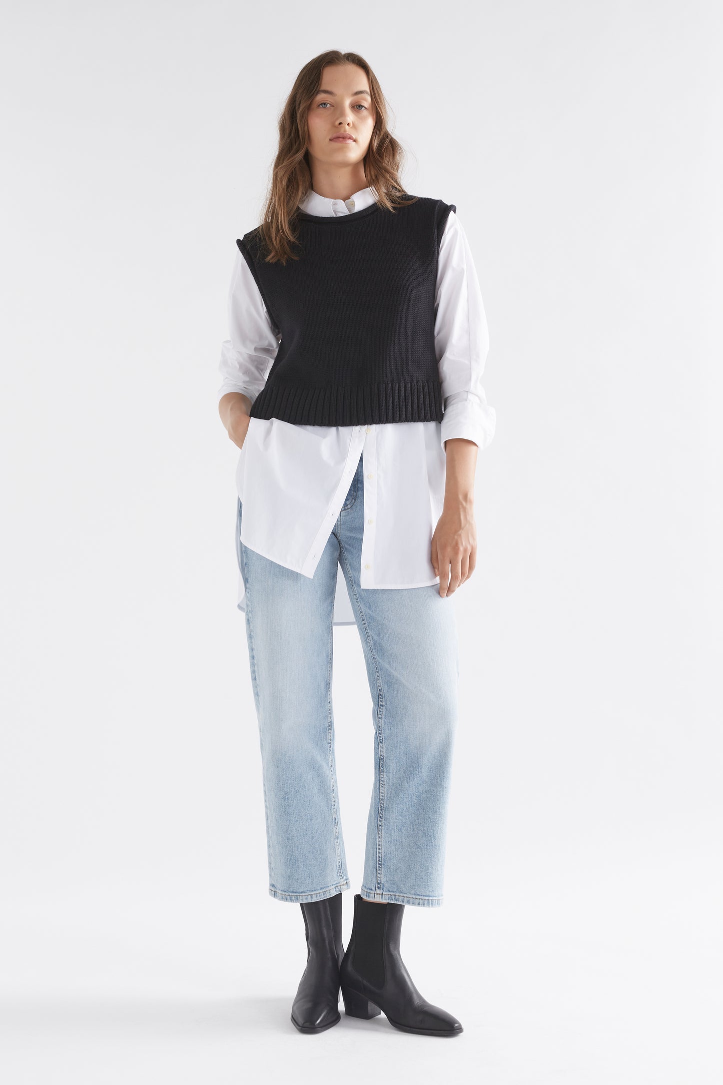 Lunel Organic Cotton Cap Sleeve Rolled Hem Cropped Vest Model Front full Body| BLACK
