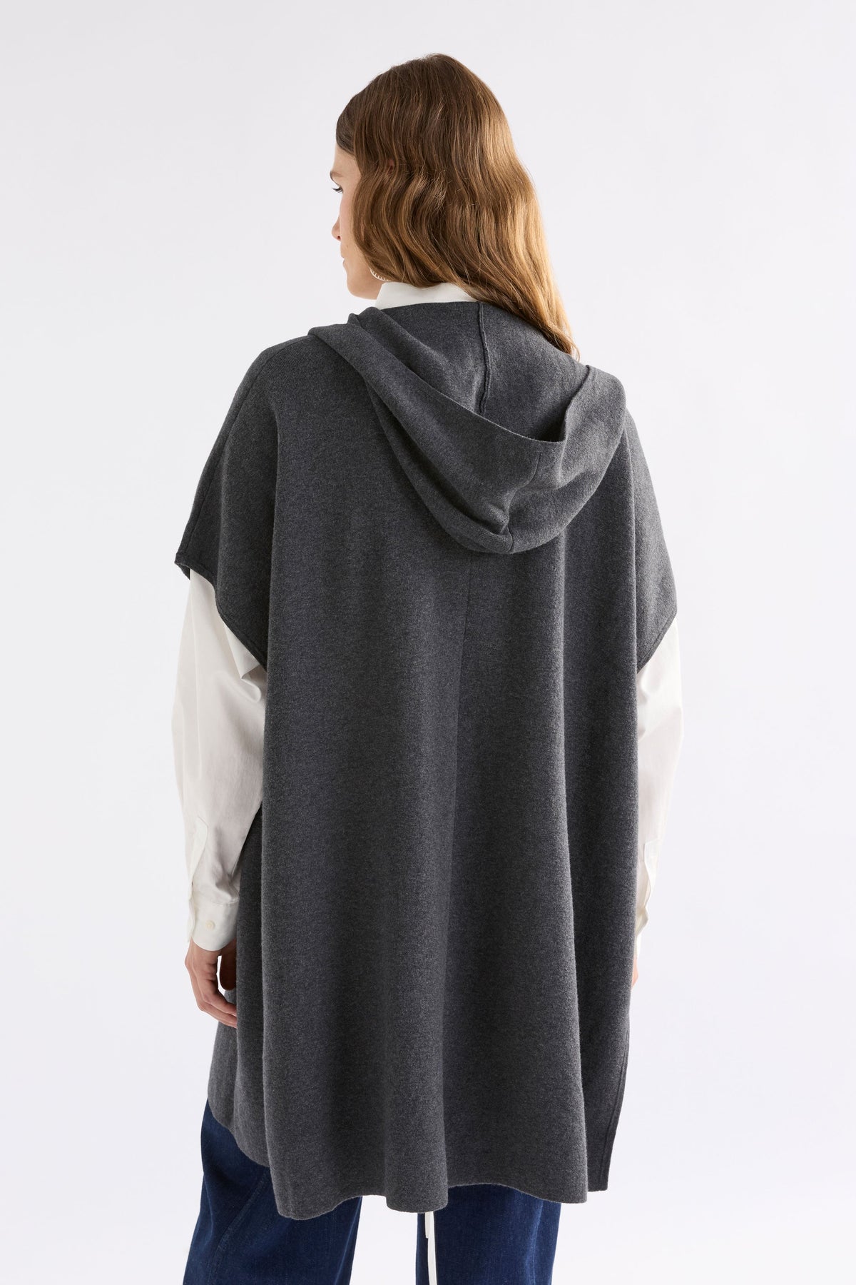 Neuwt Cotton-Wool Open Long Hooded Poncho Model Back | CHARCOAL MELANGE