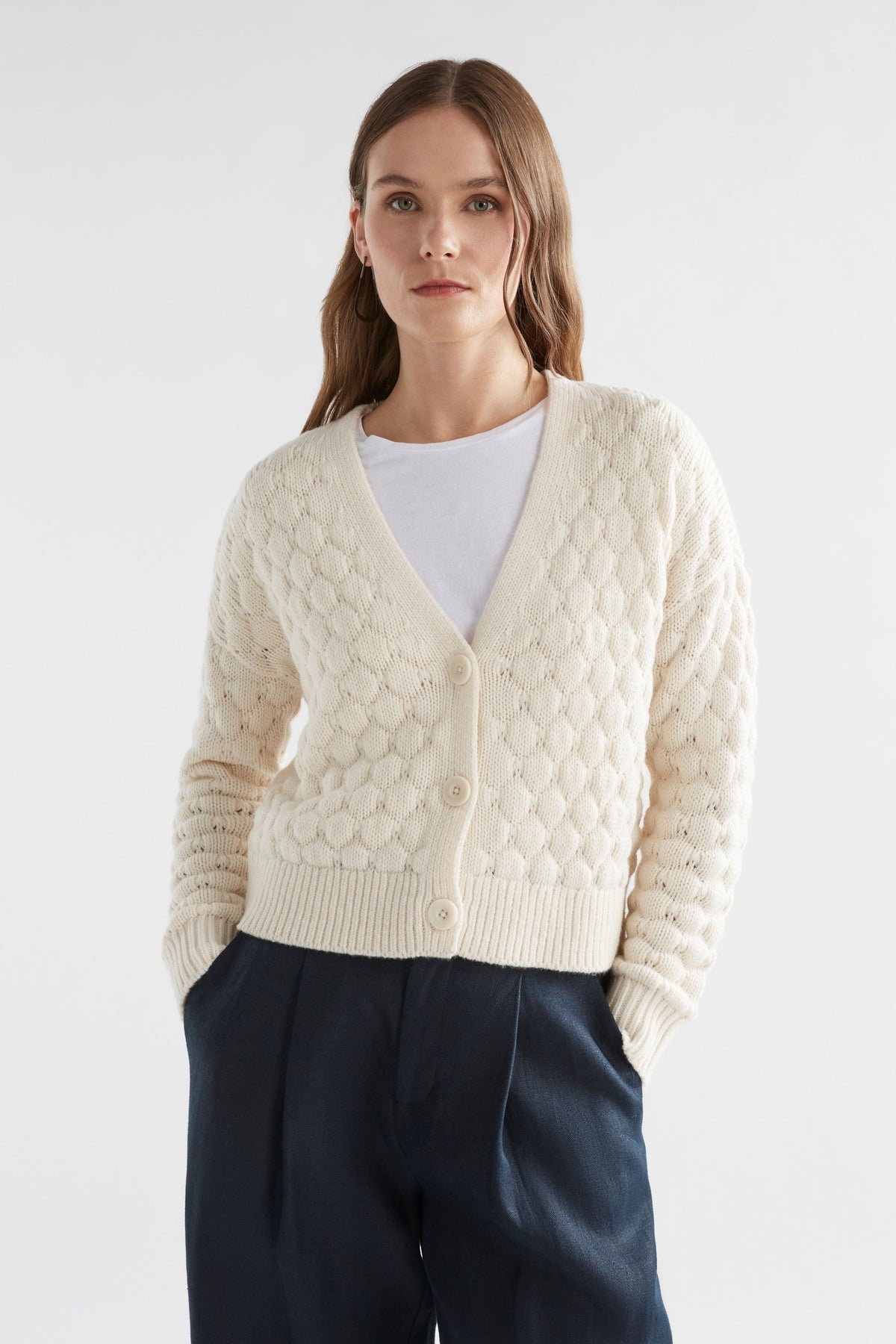 Emmer Bubble Knit V-neck Merino Cardigan Model Front | OATMEAL