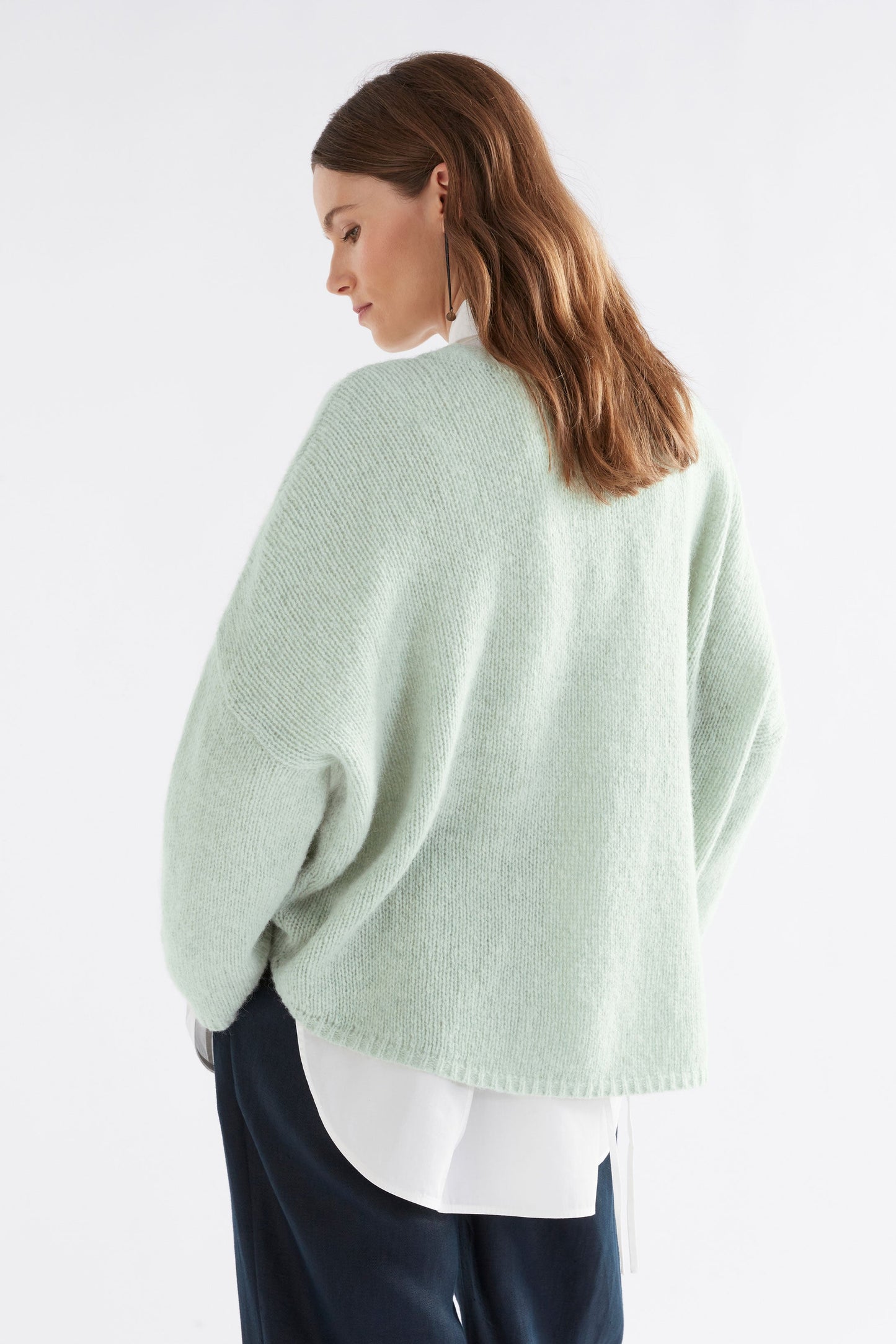 Agna Relaxed Box Fit Alpaca Yarn Knit Sweater Model Back | NEW MINT