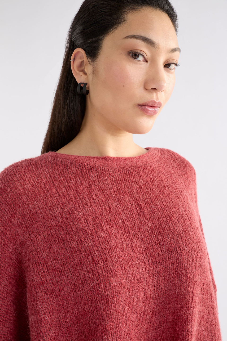 Agna Relaxed Box Fit Alpaca Yarn Knit Sweater Model Front detail | ROUGE