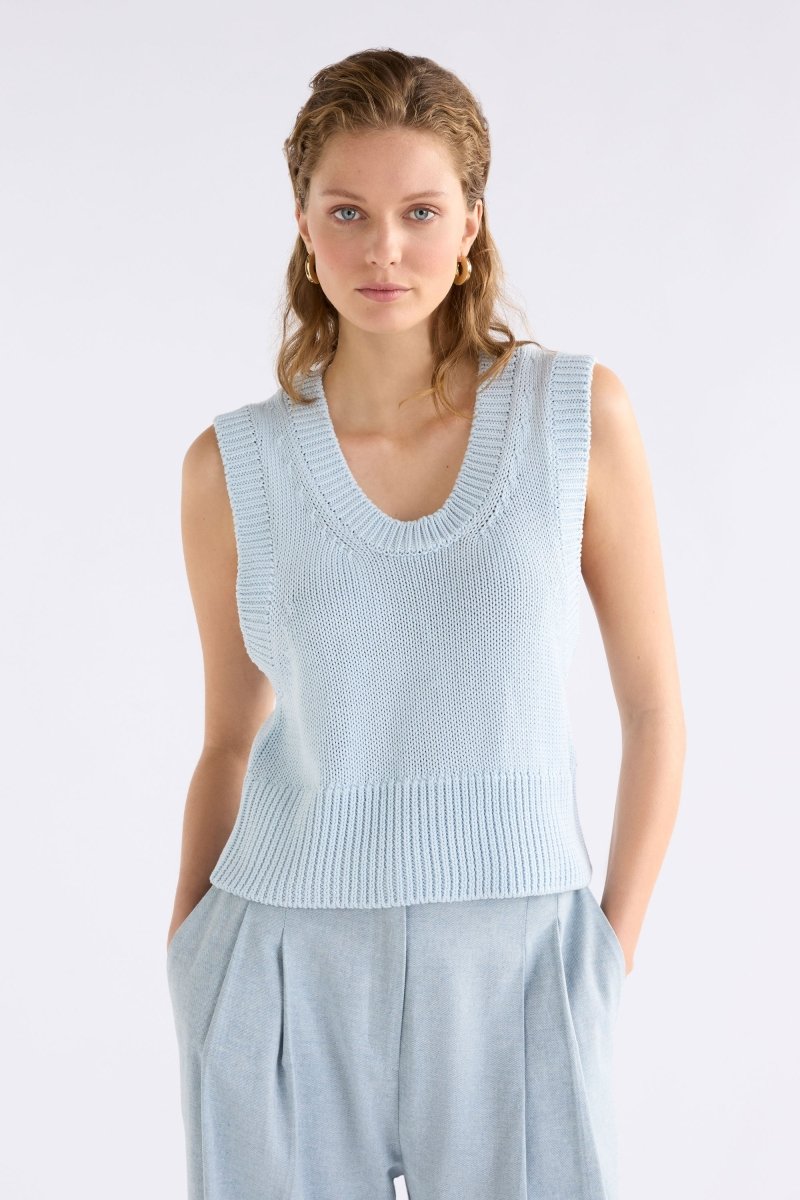 Mikkel Vest Pearl Blue Knitwear - ELK | PEARL BLUE