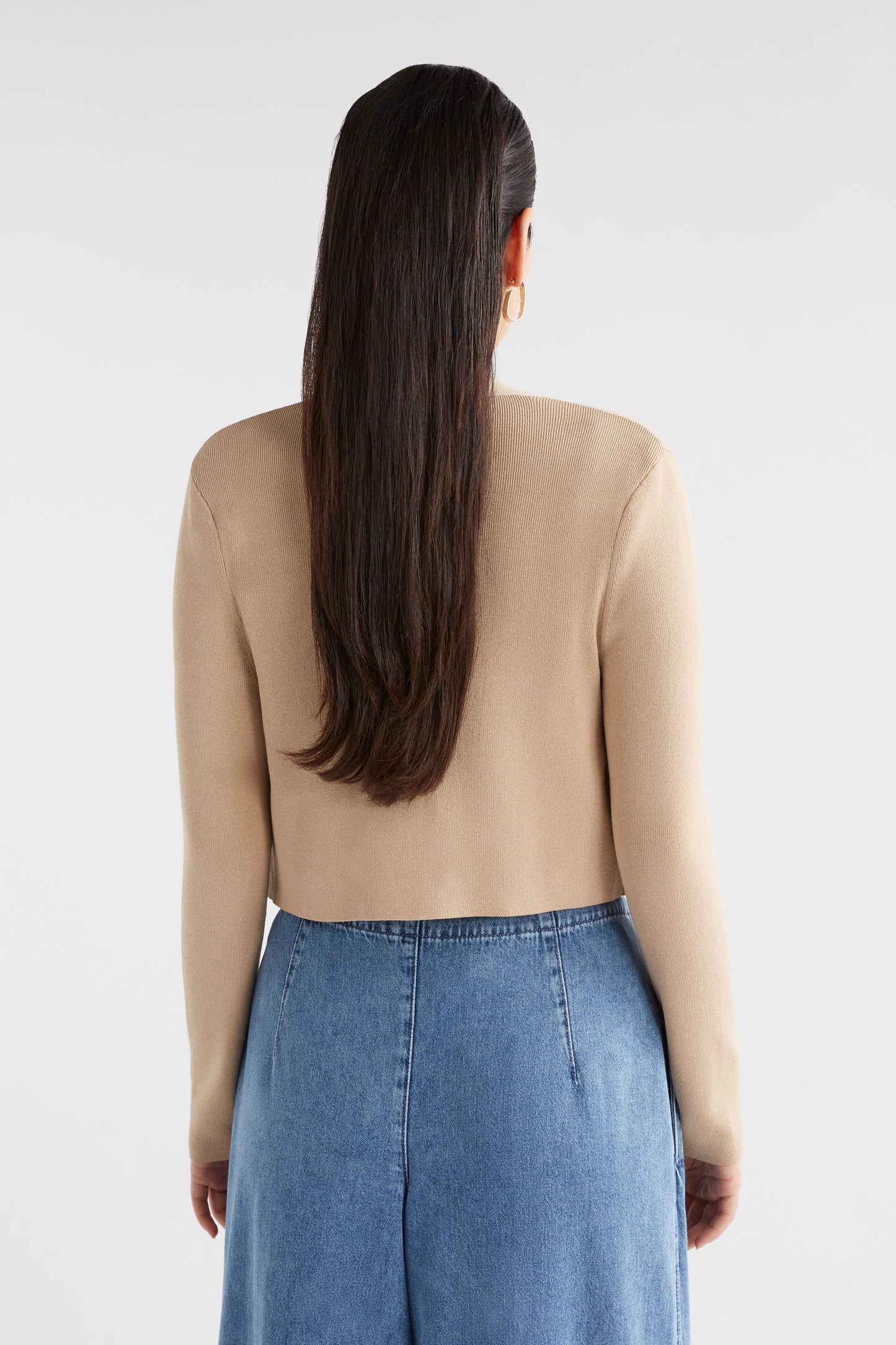 Fraame Cropped Waterfall Neckline Knit Cardi Model Back | TOAST