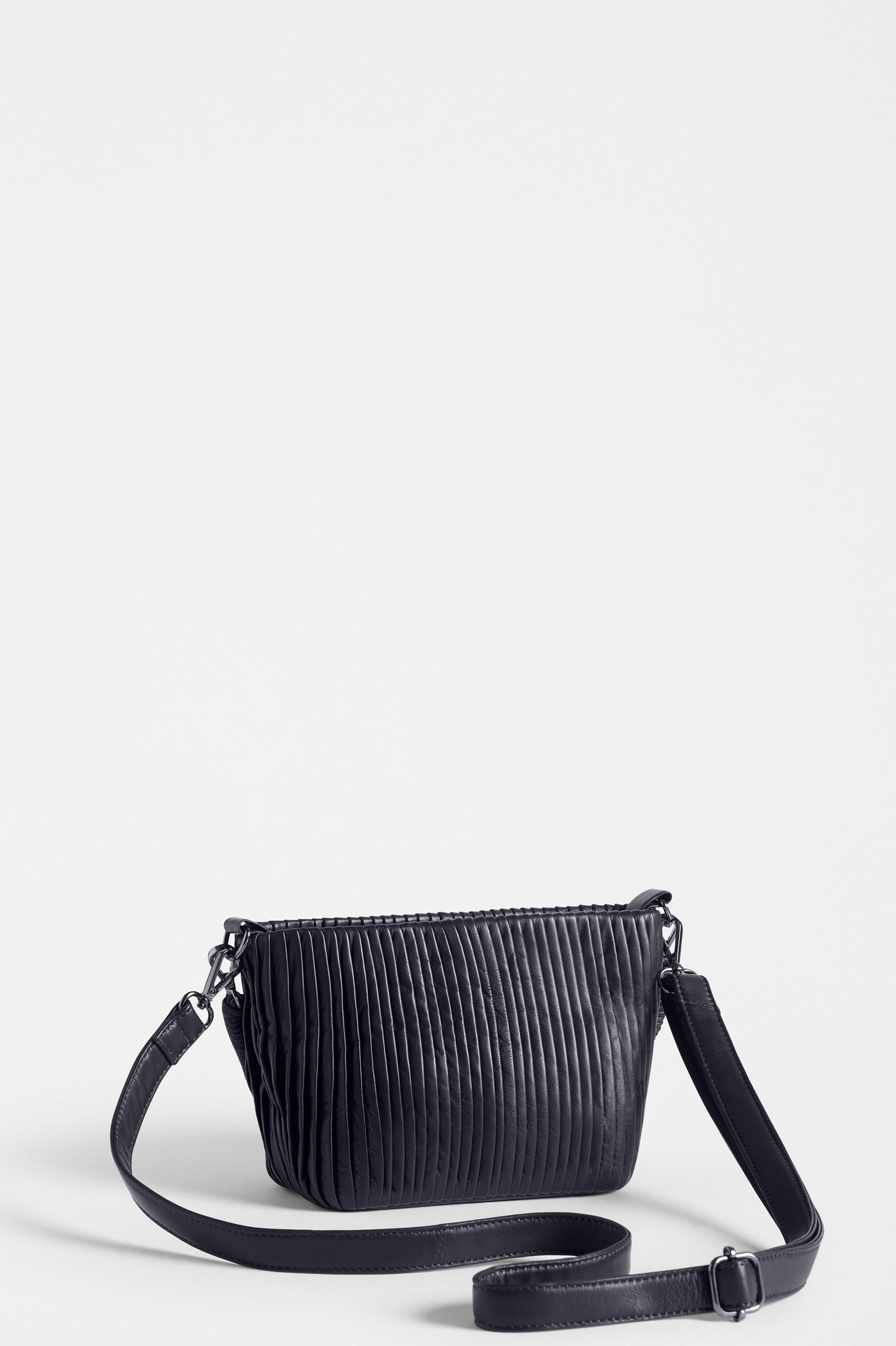 Oda Small Cross Body Pleated Leather Bag Back | INK