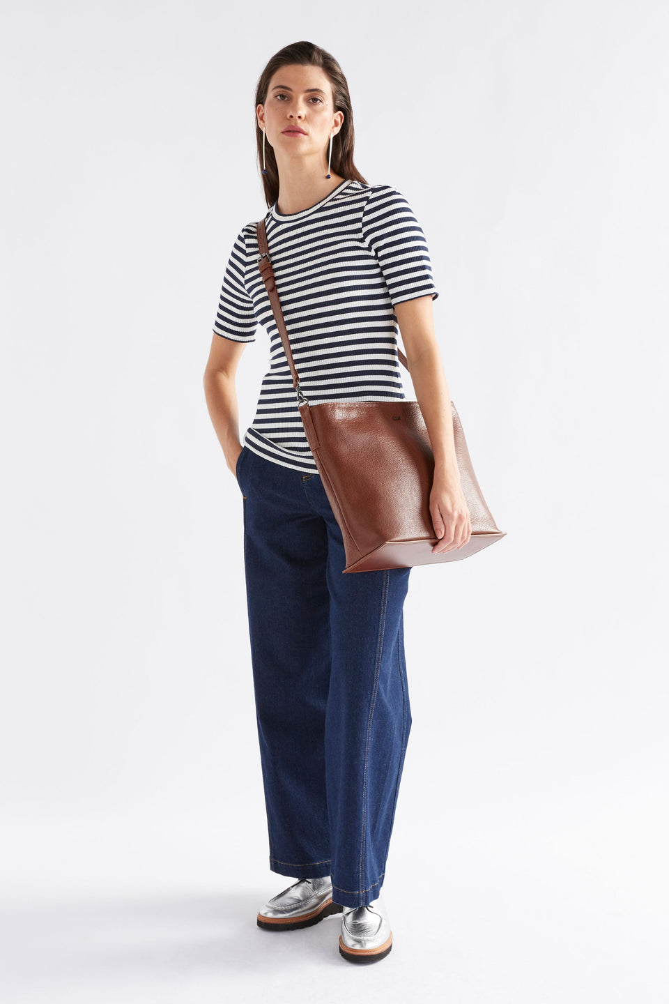 Olin Mid Sized Leather Shoulder Bag Model Full body | TAN