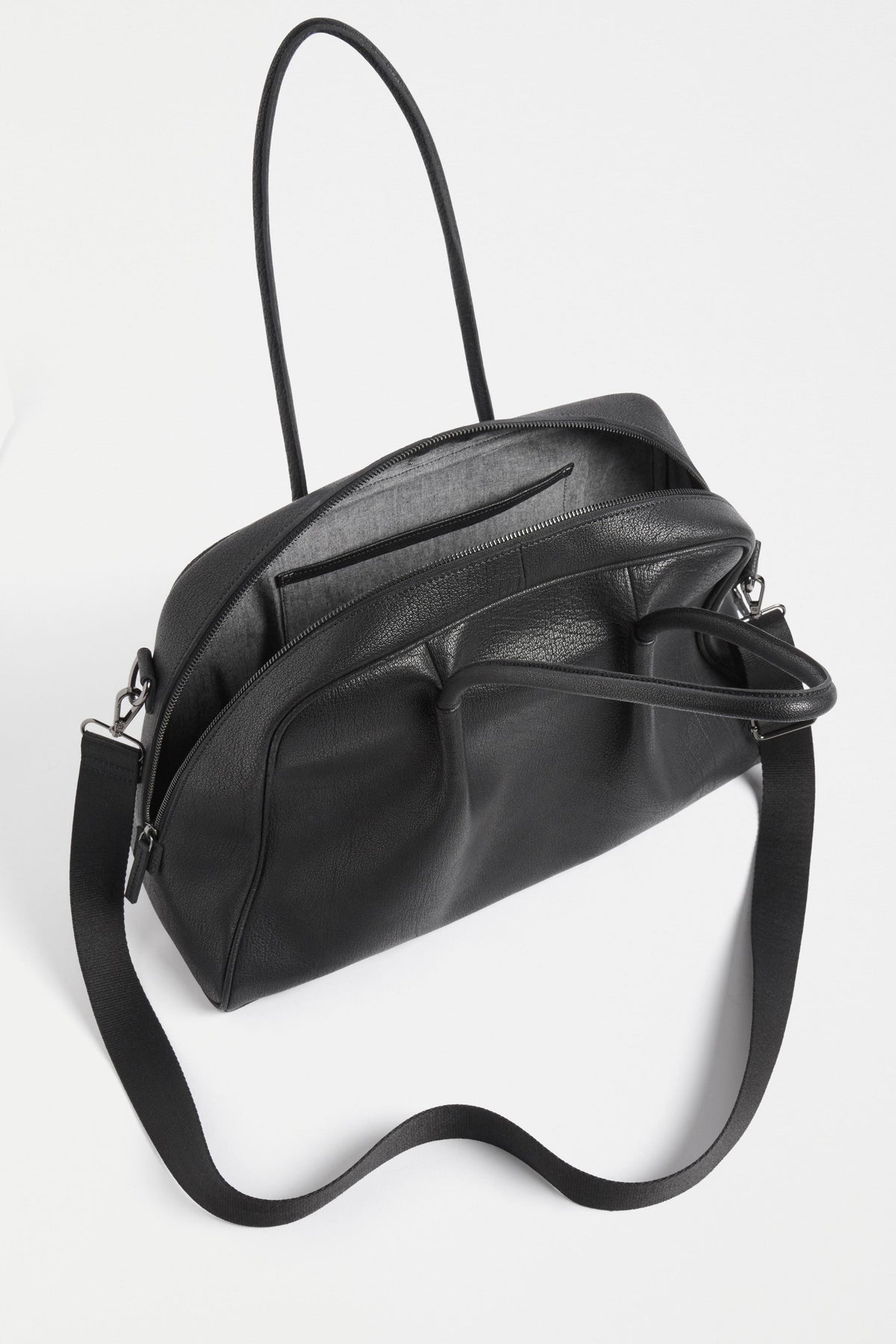 Esna Zip-Up Weekender Bowling Inspired Leather Bag Internal | BLACK