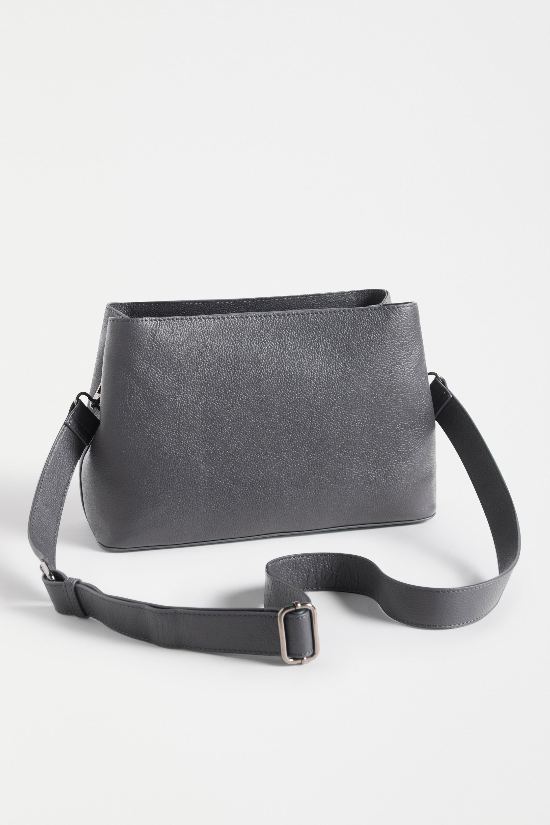 Shop The Niv Mid Sized Leather Crossbody Bag | ELK AU
