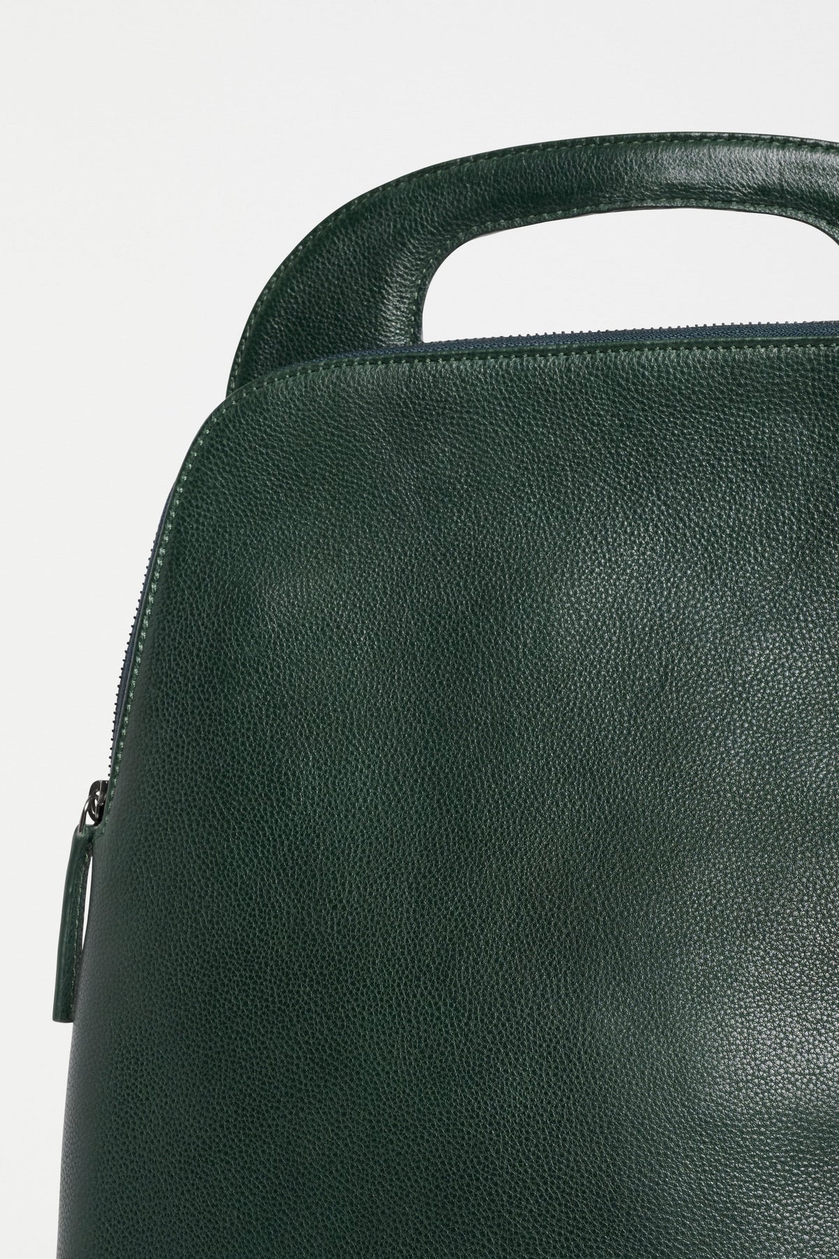 Forde Soft Cow Leather Backpack Close Up | FOREST GREEN