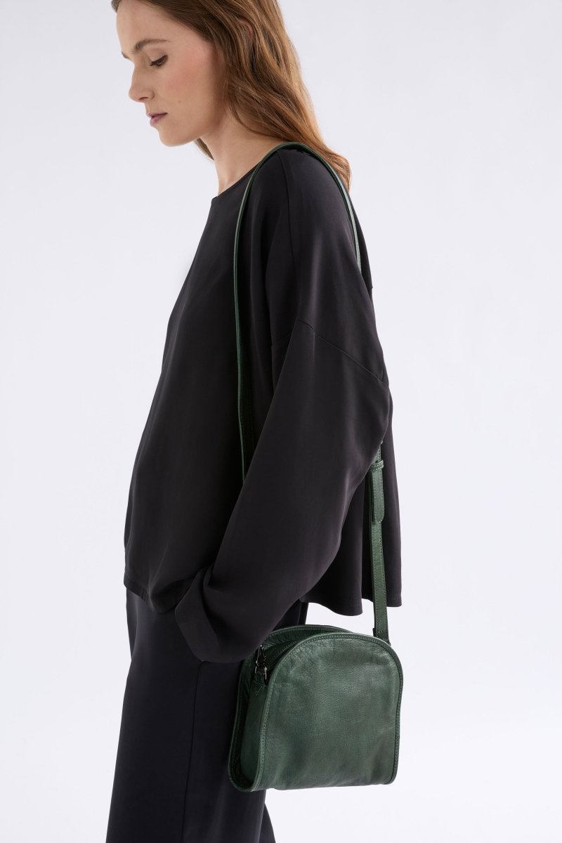 Kurva Crossbody Bag Small Bags - ELK | FOREST GREEN